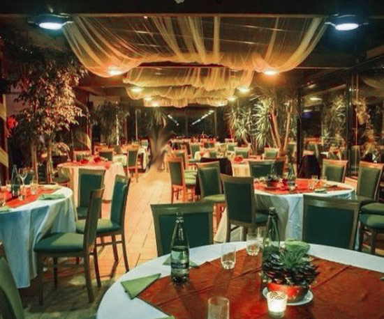 Venerdi Dicembre 19 Sconosciuti Xmas Night Al Le Jardin Di Milano Con Social Game La Cena Degli Sconosciuti